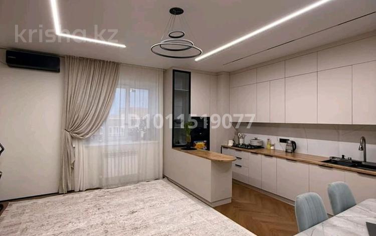 3-бөлмелі пәтер · 87.4 м² · 10/10 қабат, Самал 82 — Коняхина, бағасы: 41 млн ₸ в Уральске — фото 2