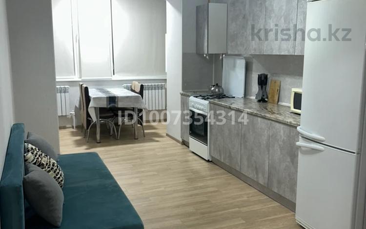 1-комнатная квартира · 47 м², мкр. Зачаганск пгт 97/2 за 12 000 ₸ в Уральске — фото 2