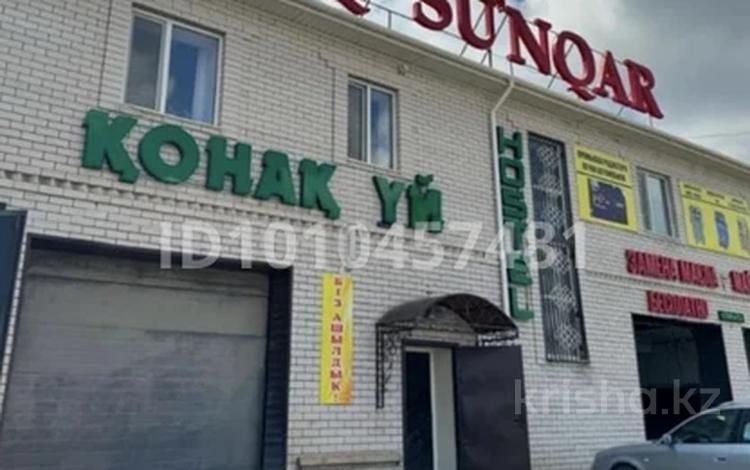 Бани, гостиницы и зоны отдыха · 300 м² за 600 000 ₸ в Актобе — фото 2
