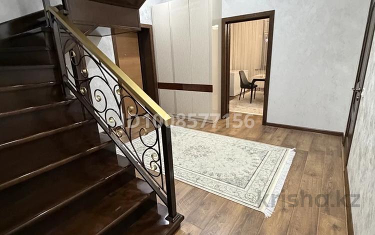 9-комнатная квартира · 320 м² · 1/4 этаж, мкр. Алтын орда, Мангилик Ел 7 — Арбат жк за 150 млн ₸ в Актобе — фото 15
