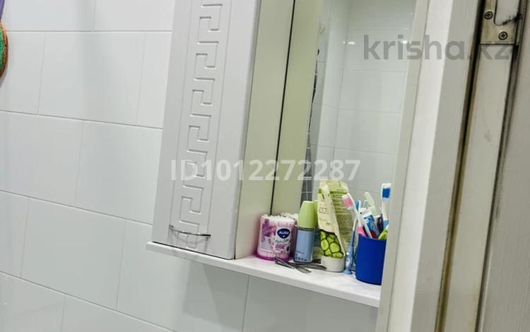 1-бөлмелі пәтер · 41 м² · 5/10 қабат, Мкр. Аксай-5 25, бағасы: 250 000 ₸ в Алматы, Ауэзовский р-н — фото 2
