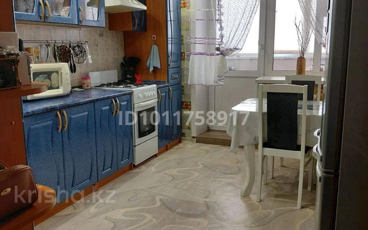 2-бөлмелі пәтер · 62 м² · 5/5 қабат, Ж.КИЗАТОВА 3в, бағасы: 23.5 млн ₸ в Петропавловске — фото 2