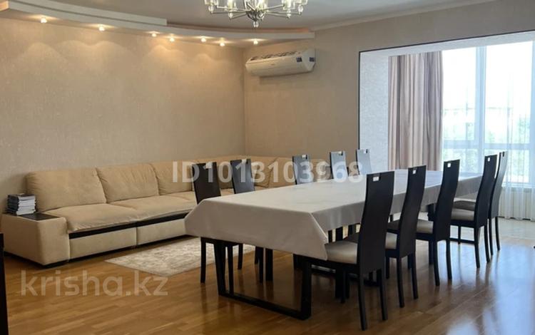 4-бөлмелі пәтер · 179.7 м² · 4/5 қабат, мкр 5 158б, бағасы: 72 млн ₸ в Актобе — фото 2