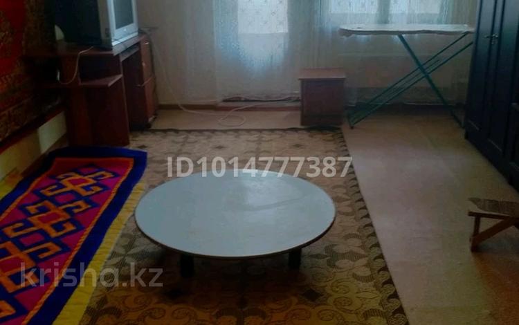 2-комнатная квартира · 55 м² · 3/5 этаж, 3 микрараион 23/3 за 10 млн ₸ в Жанатасе — фото 2
