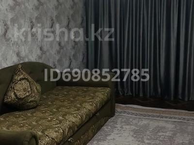 2-бөлмелі пәтер · 100 м² · 2/4 қабат, Айтеке би 38 — Народного банка, магазина Айсаны, бағасы: 2 000 〒 в 