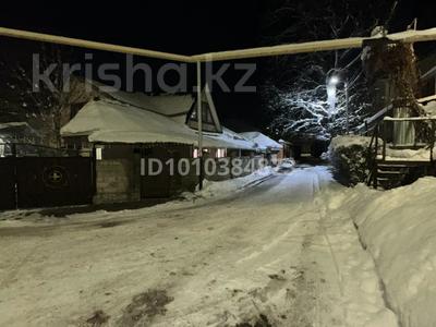 Отдельный дом · 7 комнат · 180 м² · 6 сот., мкр Нурлытау (Энергетик) 32 — Природа 32 за 200 млн ₸ в Алматы, Бостандыкский р-н