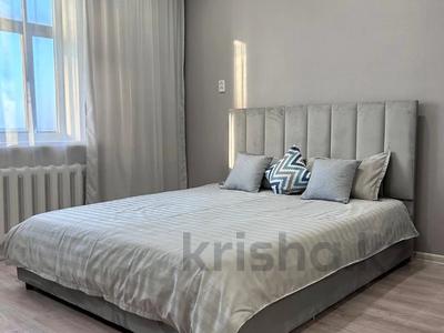 1-бөлмелі пәтер · 40 м² · 9/10 қабат, Валиханова 129 — ЦУМ, ТД Рахат, Каспий банк, бағасы: 15 000 ₸ в Семее