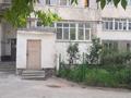 2-бөлмелі пәтер · 60 м² · 1/5 қабат, мкр Малый Самал, Байтурсынова 59А — Мкр. Спортивный , остановка Студгородок, бағасы: 25 млн ₸ в Шымкенте, Туран р-н — фото 2