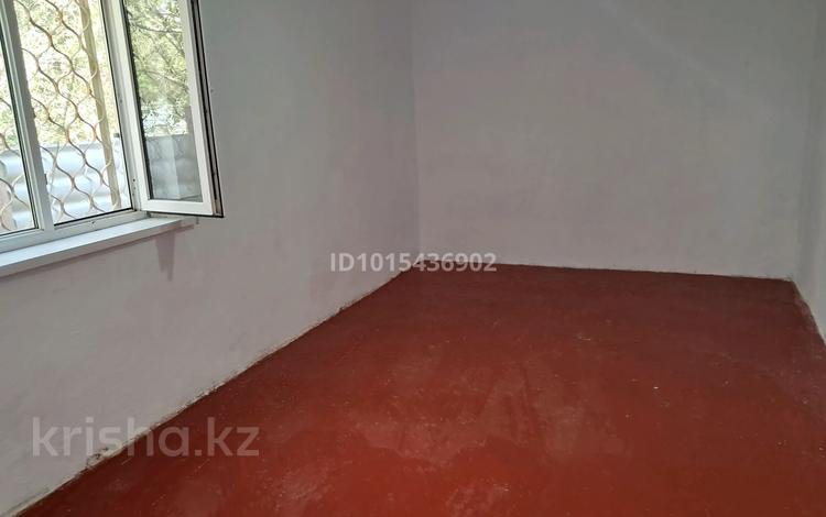 1-комнатная квартира · 42 м² · 1/1 этаж, мкр Самал-1 1 — Рынок Самал за 60 000 ₸ в Шымкенте, Абайский р-н — фото 2