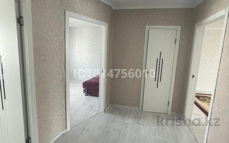 2-комнатная квартира · 62 м² · 7/9 этаж, мкр Жана Орда 4 за 180 000 ₸ в Уральске — фото 2