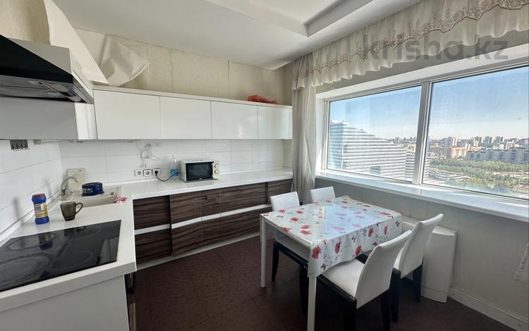 2-комнатная квартира · 90 м² · 19 этаж, Достык 5/2 за 390 000 ₸ в Астане, Есильский р-н — фото 14