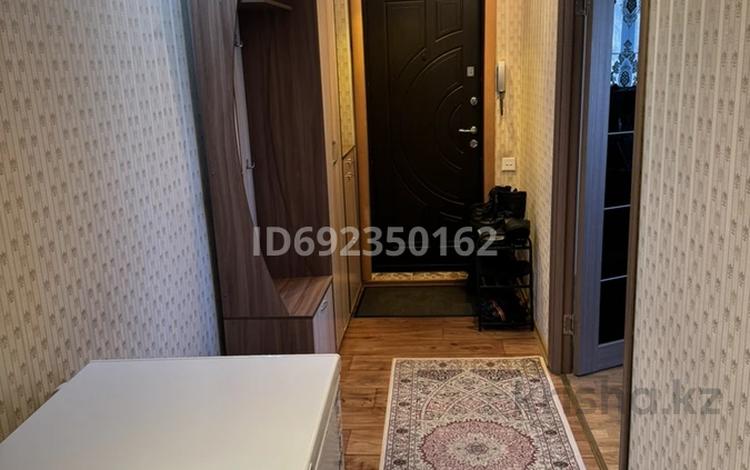 4-комнатная квартира · 77.3 м² · 3/9 этаж, мкр Юго-Восток, Мкр Степной 1 5/48 за 35 млн ₸ в Караганде, Казыбек би р-н — фото 2