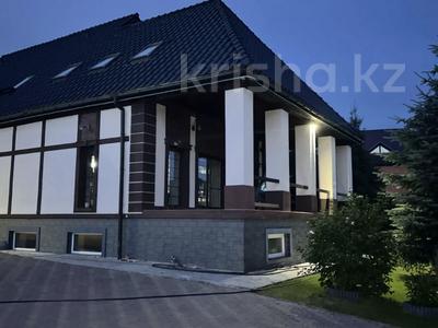 Отдельный дом · 5 комнат · 426 м² · 20 сот., Самал за 215 млн 〒 в 