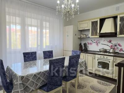 4-бөлмелі пәтер · 136.1 м² · 4/5 қабат, тауелсиздик, бағасы: 53 млн ₸ в Актобе