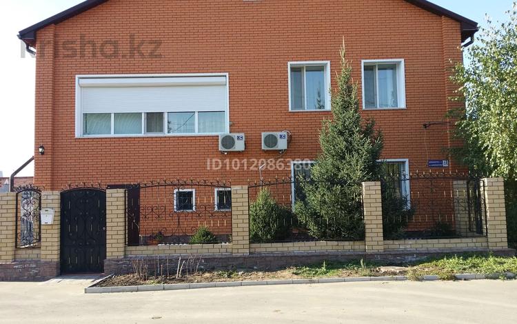Отдельный дом · 7 комнат · 230 м² · 7 сот., Байжанова 24 — Пересечение Малахова-Байжанова за ~ 115 млн ₸ в Павлодаре — фото 2