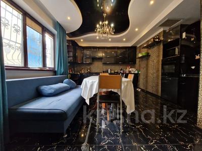 4-комнатная квартира · 140 м² · 2/5 этаж, мкр Думан-2 за 83 млн 〒 в Алматы, Медеуский р-н