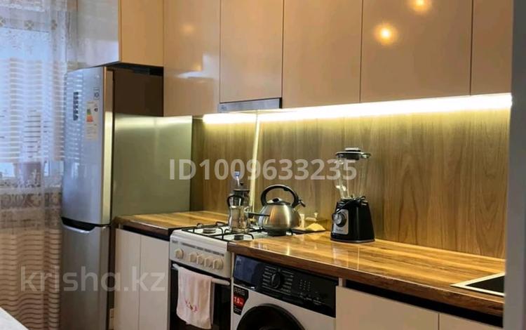 1-комнатная квартира · 45 м² · 2/5 этаж, мкр Арай-2 47 — Достык Маркет за 180 000 ₸ в Таразе — фото 2