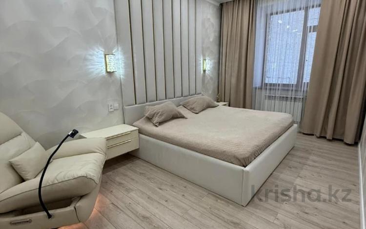3-бөлмелі пәтер · 105 м² · 2/6 қабат, Мухаметханова, бағасы: 75 млн ₸ в Семее — фото 2