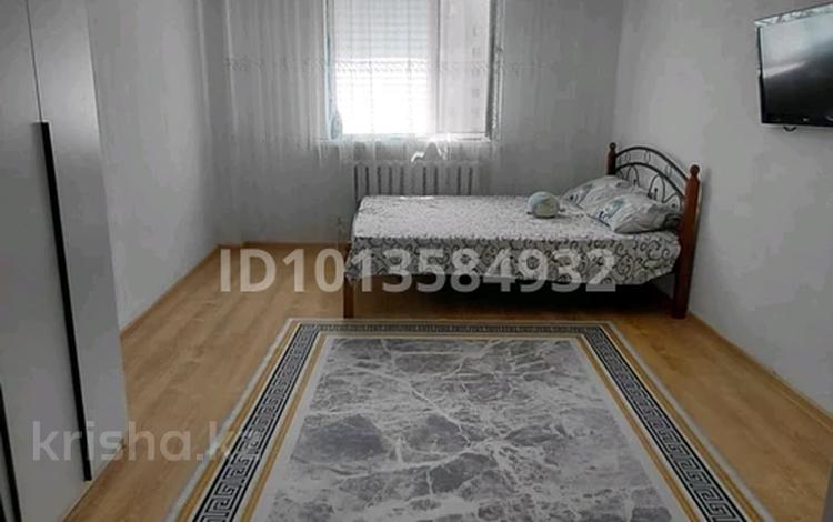 1-комнатная квартира · 43 м² · 7/12 этаж, Кабанбай батыра 42 за 28.8 млн ₸ в Астане, Есильский р-н — фото 2