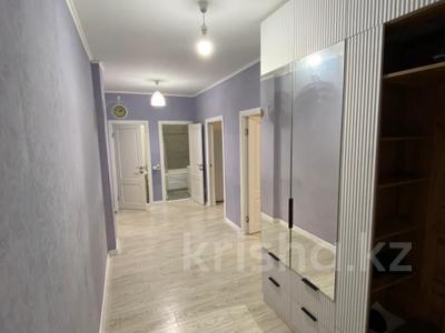 2-бөлмелі пәтер · 71 м² · 3/5 қабат, мкр Нурсая 69, бағасы: 27.7 млн ₸ в Атырау