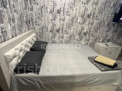 1-бөлмелі пәтер · 14 м², Ақсай-1А ш/а. 27A, бағасы: 10 000 ₸ в Алматы, Ауэзовский р-н