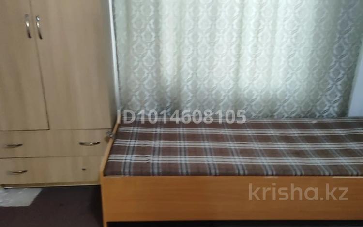 Отдельный дом · 2 комнаты · 70 м² · 6 сот., мкр Пригородный — улица Полет за 30 млн ₸ в Астане, Есильский р-н — фото 2