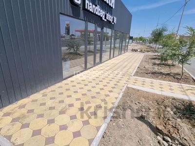 Магазины и бутики · 100 м² за 60 млн ₸ в Атырау, мкр. Алмагуль