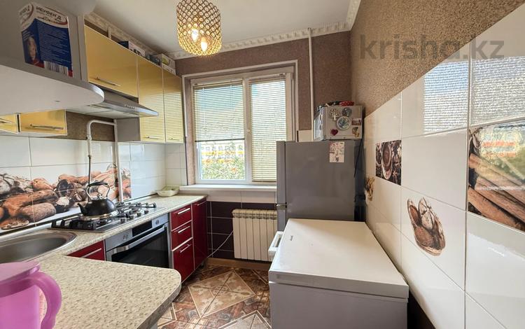 2-бөлмелі пәтер · 45 м² · 4/5 қабат, мкр 5, Есет батыра, бағасы: 14.7 млн ₸ в Актобе — фото 2