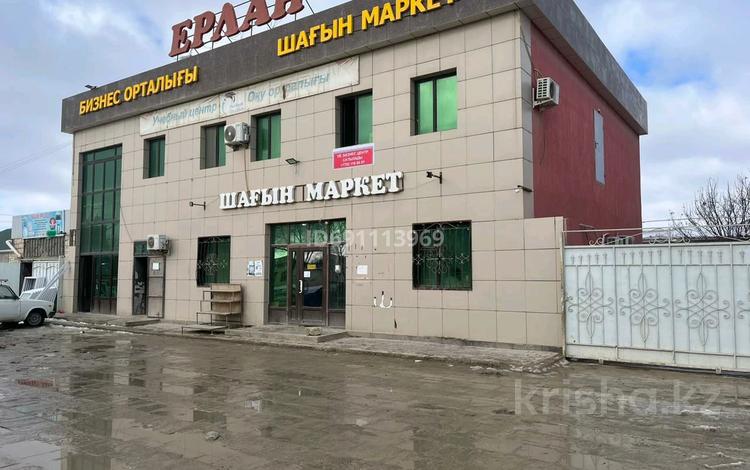 Свободное назначение, офисы, магазины и бутики, склады, салоны красоты · 800 м² за 200 млн 〒 в Жанаозен — фото 2