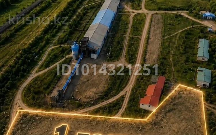 Жер телімі · 1000 сотық, Ижевское, бағасы: 35 млн ₸ в Акмолинской обл. — фото 2