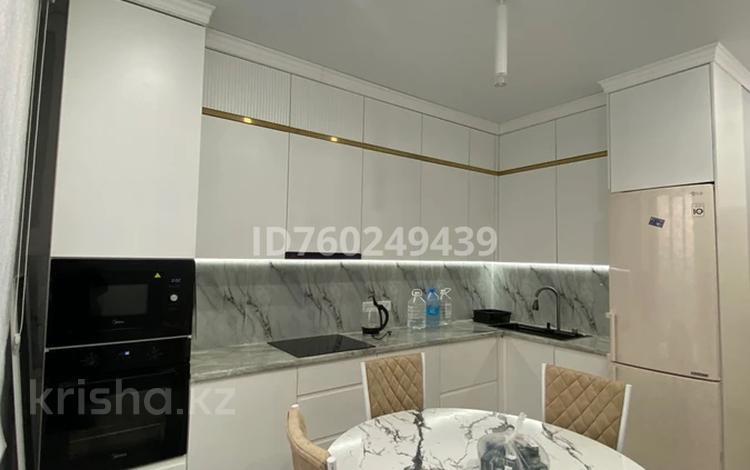 2-бөлмелі пәтер · 54 м² · 10/12 қабат, Райымбека 351/1 — Тілендиев - Райымбек/Емцов көшелерінің ортасында орналасқан, Үлкен Алматы өзенінің бойында, бағасы: 300 000 ₸ в Алатауский р-н — фото 3