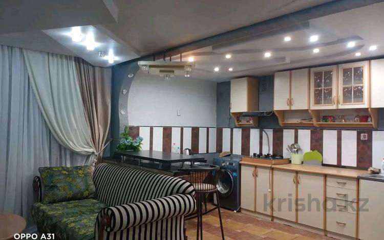 3-бөлмелі пәтер · 65 м² · 1/9 қабат, Айтиева 72, бағасы: 200 000 ₸ в Уральске — фото 2