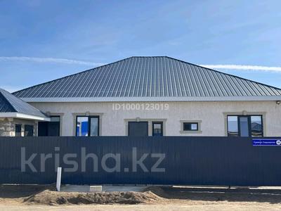 Отдельный дом · 5 комнат · 167 м² · 8 сот., Жанаталап, Смагула Садвакасова 45 за 35 млн 〒