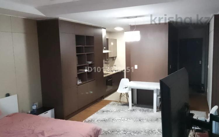 2-комнатная квартира · 70 м² · 28/28 этаж, Кошкарбаева 10/1 — Тауелсиздик - Кошкарбаева за 300 000 ₸ в Астане, Сарайшык р-н — фото 2