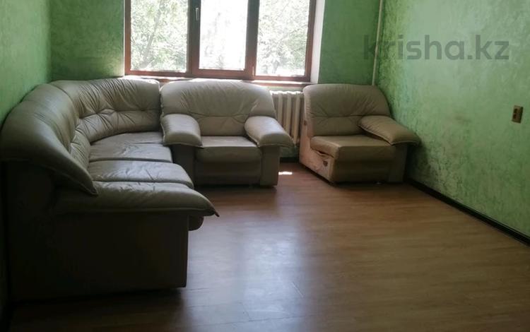2-комнатная квартира · 60 м² · 3/5 этаж, мкр Аксай-5 — Момышулы за 250 000 〒 в Алматы, Ауэзовский р-н — фото 2