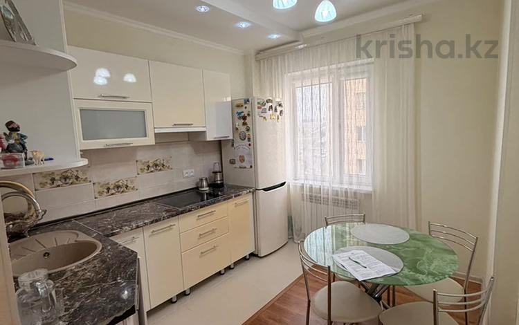 2-бөлмелі пәтер · 64 м² · 4/12 қабат, 33-ш/а. 21, бағасы: 17 млн ₸ в Актау, 33-й мкр — фото 2