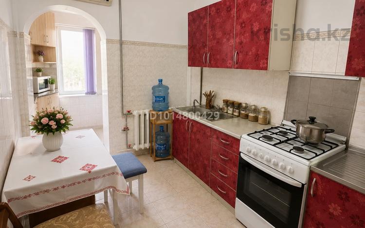 3-бөлмелі пәтер · 63 м² · 2/5 қабат, Конаева 26, бағасы: 21 млн ₸ в  — фото 2