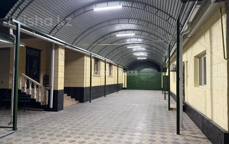 Отдельный дом · 6 комнат · 210 м² · 10 сот., Б.Майлин 4/10 за 60 млн ₸ в Туркестане — фото 2