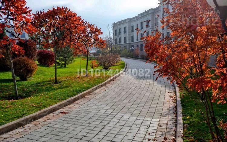 2-бөлмелі пәтер · 86 м² · 1/6 қабат, Мирас 157 — Аскарова, бағасы: 500 000 ₸ в Алматы, Бостандыкский р-н — фото 2