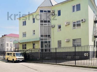 Свободное назначение, офисы · 840 м² за 270 млн 〒 в Таразе