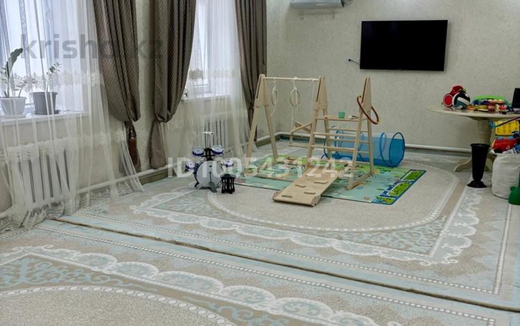 Отдельный дом · 4 комнаты · 126 м² · 10 сот., мкр Жумыскер, Сундеталиева 5 за 28 млн 〒 в Атырау — фото 2