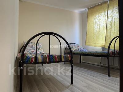 1-комнатная квартира · 18 м², мкр Достык, ул Розыбакиева 16/2 — Ул.Абая уг.,ул.Яссауи за 120 000 ₸ в Алматы, Ауэзовский р-н