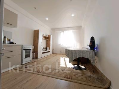 2-бөлмелі пәтер · 66 м² · 3/4 қабат, мкр Акжар, Береке 7, бағасы: 39 млн ₸ в Алматы, Наурызбайский р-н