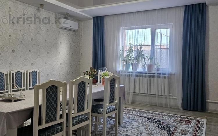 Отдельный дом · 4 комнаты · 106 м² · 5 сот., Зачаганск 20 школа за 32 млн 〒 в Уральске — фото 2