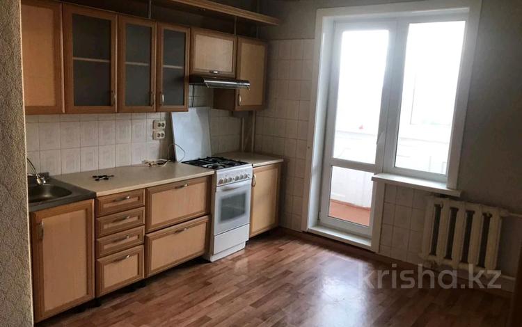 3-комнатная квартира · 64 м² · 5/9 этаж, Болатбаева — 19мик.район за 160 000 ₸ в Петропавловске — фото 2