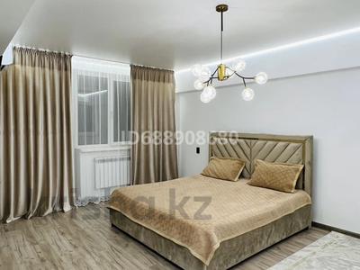 1-комнатная квартира, 44 м², 3/5 этаж посуточно, Астана 26 — “Orhun Medical за 12 000 〒 в Таразе