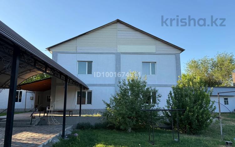Отдельный дом · 7 комнат · 200 м² · 15 сот., Иванилова 93 за 50 млн 〒 в Талдыкоргане — фото 2