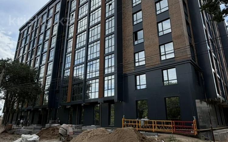 2-комнатная квартира · 83.7 м² · 4/9 этаж, Даумова 63 за 45 млн ₸ в Уральске — фото 2