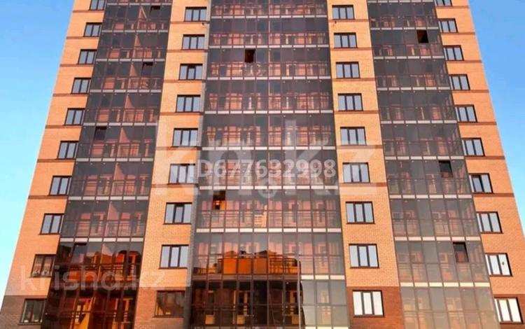 3-комнатная квартира, 65 м², 1/18 этаж, Жамбыла 49 б за 27.8 млн 〒 в Петропавловске — фото 2