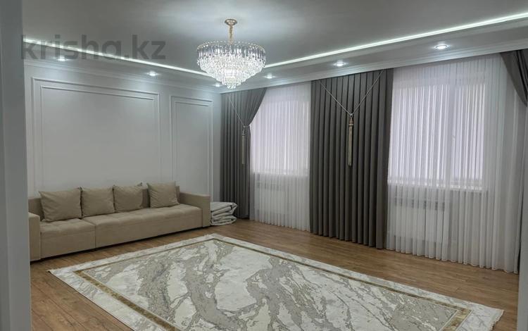 3-комнатная квартира · 105 м² · 4/5 этаж, Алтын Орда 339к1 за 350 000 ₸ в Актобе — фото 6